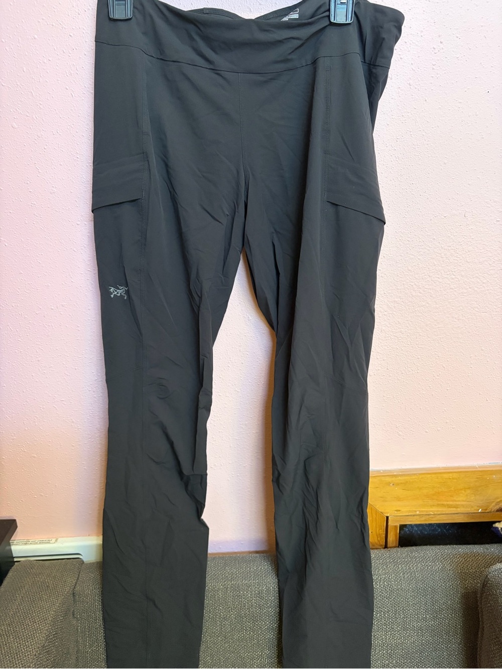 Arc'teryx Sabria Black Women’s Size 08 Hiking Pants GUC